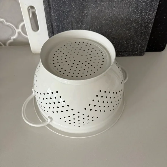 Hearth & Hand White Colander - Picture 6 of 7